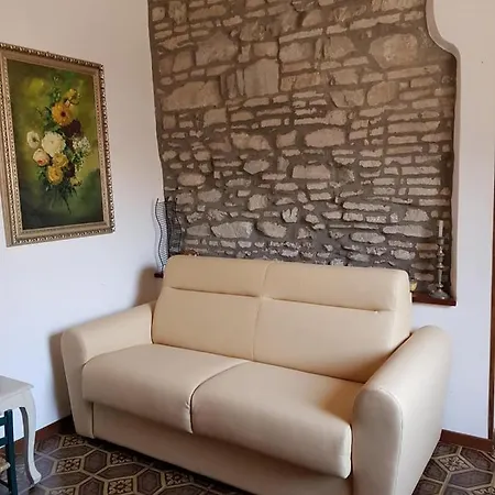 公寓 La Casa Di Stefania 佩萨罗
